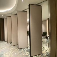Cloison Acoustique Coulissante Pliable Mobile pour Bureau, Salle à Manger, École, Restaurant, Villa – Design Moderne en Bois et Aluminium de 85 mm d'Épaisseur