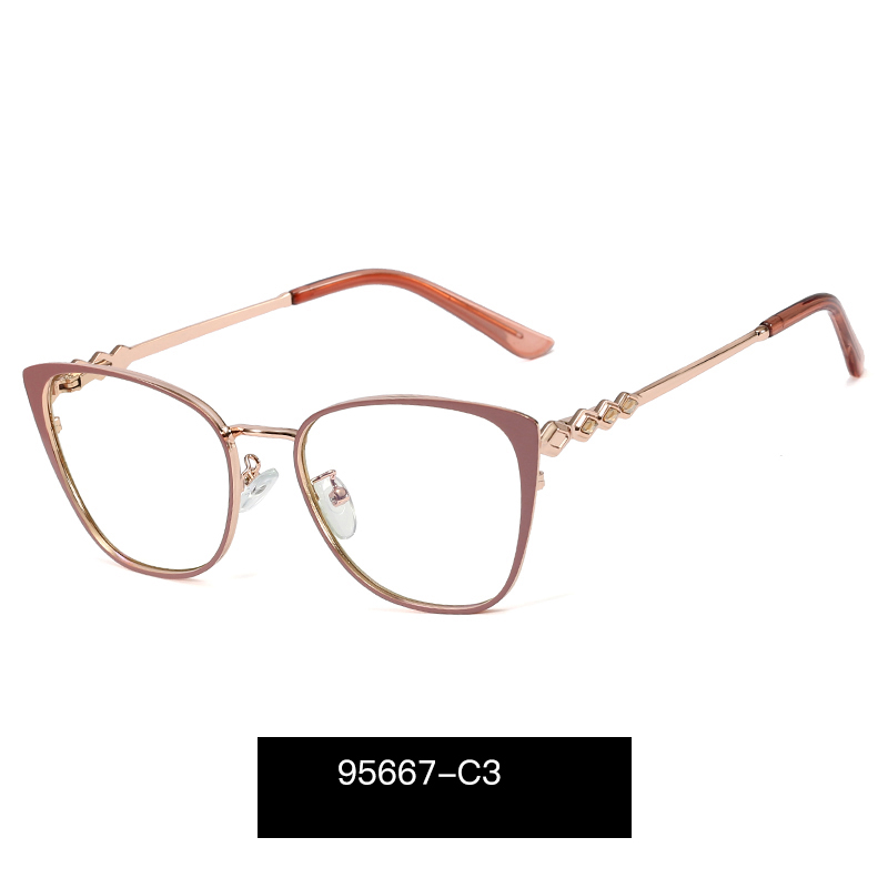 C3 Cameo marrone