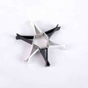 Muestras Gratis: Ambientador para Coche con Soporte de Fragancia, Clip Metálico Blanco para Ventilación con Cinta Adhesiva de Doble Cara - Product Image 3