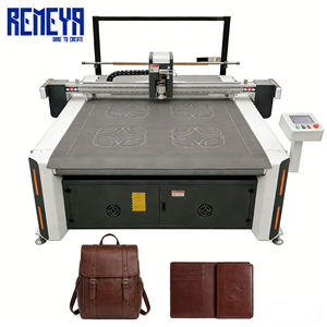 Máquina de Corte de Cuero con Cuchilla Vibratoria CNC Profesional REMEYA con Cámara CCD y Plotter - Product Image 1