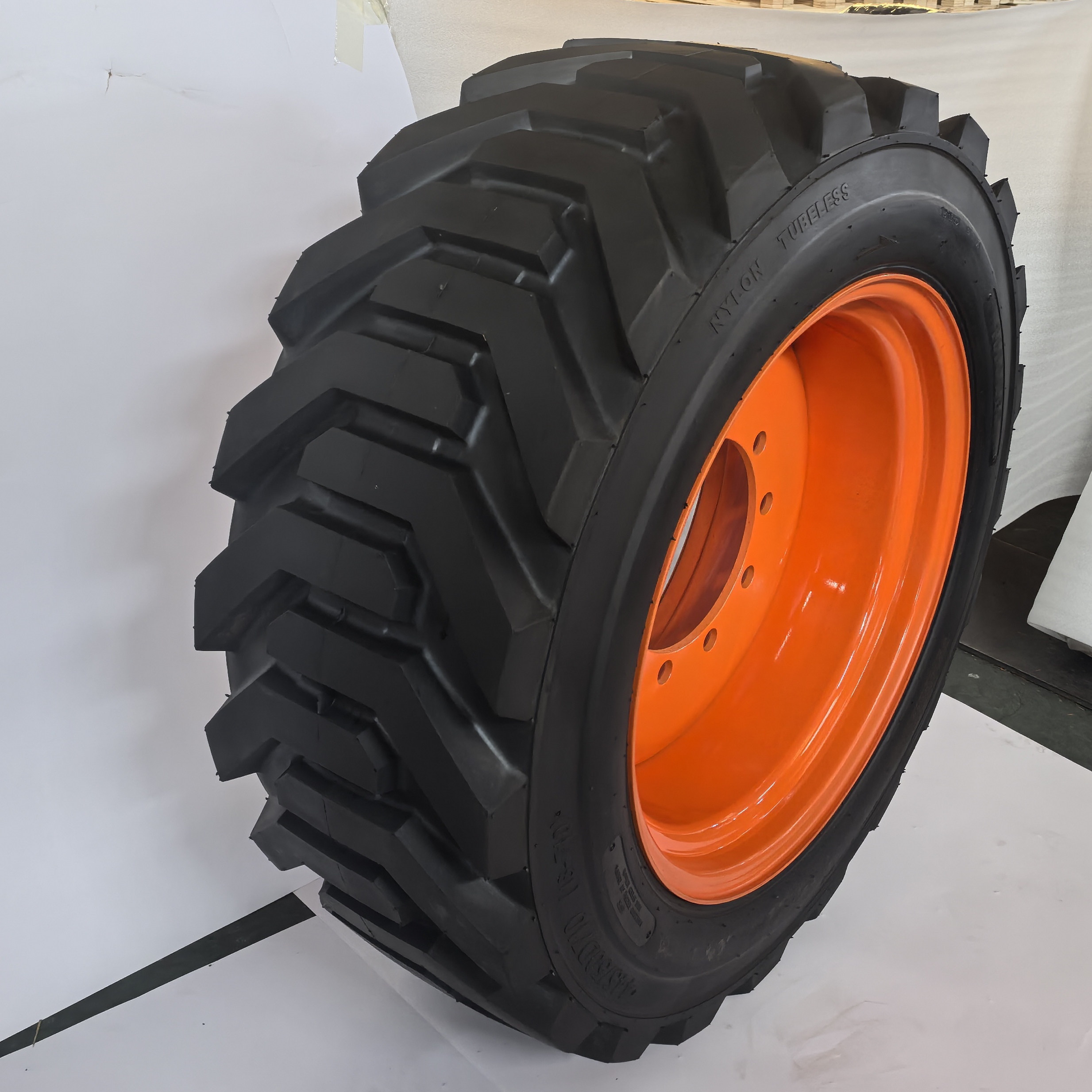 445/55D710 PU Foam Filled Solid Tyre for JLG800AJ, 860SJ