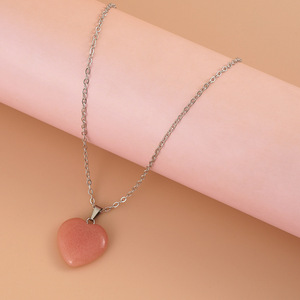 Karanlıkta parlayan kolye kadınlar iç<span class=keywords><strong>in</strong></span> doğal taş kalp şekli aydınlık kolye kolye - Product Image 5