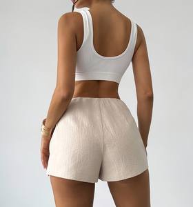 Shorts chics à taille mi-haute |   Design uni respirant avec taille élastique, tissu non extensible pour un usage quotidien et décontracté - Product Image 3