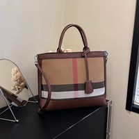 Sac fourre-tout à bandoulière en PU grande capacité pour femme, avec fermeture éclair, rayures verticales, doublure en polyester haut de gamme, style luxe léger, été.812