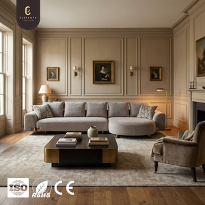 Canapé sectionnel en tissu élégant et sophistiqué de style Old Money avec chaise longue ronde et détails métalliques ornementaux faits à la main - Product Image 1
