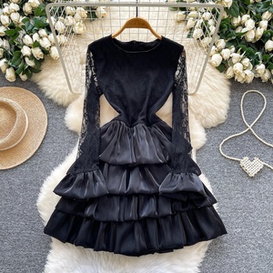 Gaun Mini Wanita Elegan Putih Berenda Bunga Lengan Panjang Berlapis Ruffle Modis Seksi Kasual - Product Image 2