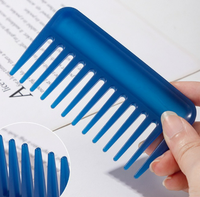 Brosse à cheveux spéciale pour hommes en ABS, portable, à dents larges, pour coiffure et coloration, modèle carré, Nouvel An