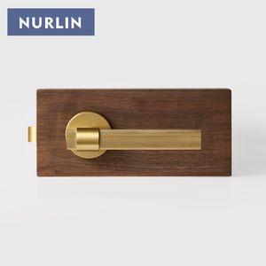 Manija de puerta cruzada moleteada de latón Nurlin, cerradura de mortaja Interior de privacidad, Juego de palanca de puerta de giro de pulgar simulado, latón antiguo mate - Product Image 1