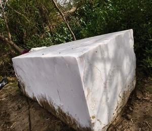 Quartz naturel pur en morceaux, pierre de silice solide, maille de 50 à 200 mm, applications en verre semi-conducteur, propriétés chimiques stables, longue durée - Product Image 4