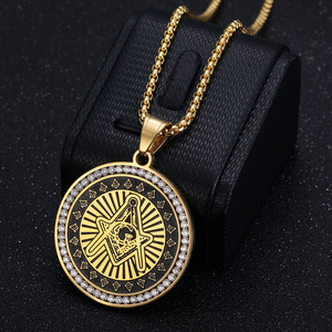 Collier pendentif œil tout-voyant maçonnique en acier inoxydable pour <span class=keywords><strong>homme</strong></span>, pavé de zirconiums, étanche, anti-ternissement, plaqué or 18 carats - Product Image 3