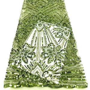 Tissu en dentelle verte perlée en gros avec sequins, tissu en dentelle fleurie avec perles et nacre pour robes de <span class=keywords><strong>mariée</strong></span> et de soirée - Product Image 1