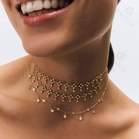 Collier ras du cou Gemnel en laiton avec pampille en zircon cubique blanc, serti clos, avec pendentif rond délicat en zircon cubique blanc pour femme