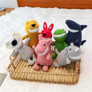 Peluche Serie Lisa Sorridente con Grandi Denti, Animali Dentati da 8 Pollici, Imbottitura in Cotone PP, Regali Interattivi per Matrimoni, Vendita all'Ingrosso Transfrontaliera - Product Image 2