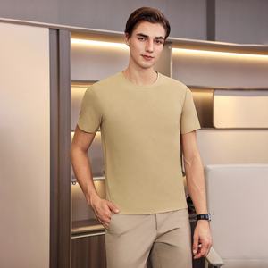 T-shirt décontracté à manches courtes pour hommes et femmes avec motif anime Tissu tricoté à motif numérique imprimé à séchage rapide dans un style formel - Product Image 1