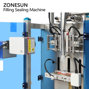 เครื่องบรรจุและปิดผนึกซองเครื่องสำอางแบบอัตโนมัติ ZONESUN ZS-FS240LC VFFS พร้อมปั๊มเซรามิกเซอร์โว สำหรับของเหลวและเนื้อครีม พร้อมเครื่องพิมพ์เลเซอร์ - Product Image 4