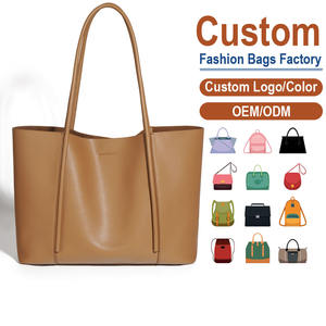 Bolso Tote de Verano en Cuero Sintético Mate, Diseño Minimalista, Asas Largas, Incluye Inserto Interior Extraíble, Espacioso y Práctico - Product Image 1