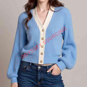 คาร์ดิแกนติดกระดุมสำหรับผู้หญิงทันสมัยพร้อมโลโก้หน้าแบบลำลองสำหรับฤดูหนาววัสดุผ้าฝ้ายหนา100% การออกแบบที่ทันสมัย - Product Image 2