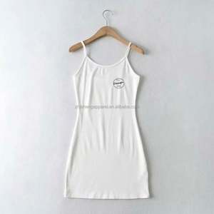 Vente en gros 2024 décontracté licou femmes vêtements d'été robes couleur unie à volants dames robes femmes décontracté - Product Image 4