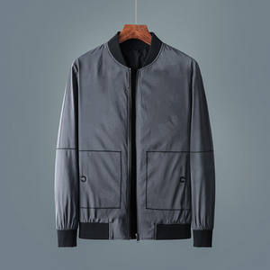 Chaqueta cortavientos con cremallera completa para hombre con estilo con mangas largas impermeable y transpirable relleno de algodón para la temporada de otoño - Product Image 6