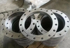 Brida de Acero al Carbono Pulido de Fábrica Directa, Tipo Slip-on, PN25, para Conexión de Tuberías en Sistemas de Suministro de Agua y HVAC - Product Image 3