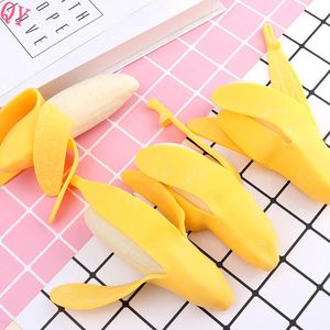 Vente en gros de bananes pelées artificielles en peluche, jouets créatifs à presser et élastiques, farces et jeux anti-stress en - Product Image 4