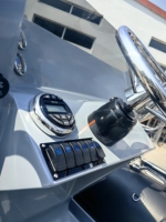 Bateau semi-rigide sportif de luxe Bulguria Fashion Grey Hull 19 pieds, coque en fibre de verre à profil en V profond, Hypalon, 580 Zodiac, pour la pêche