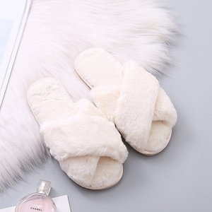 Pantofole Invernali da Donna in Morbida Pelliccia Sintetica Rosa, Calde e Pelose per Interni - Product Image 4