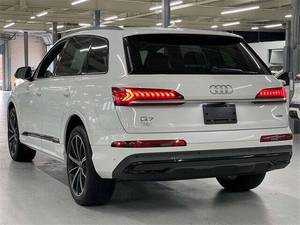 Mejor <span class=keywords><strong>Precio</strong></span>, <span class=keywords><strong>Audi</strong></span> <span class=keywords><strong>Q7</strong></span> Premium Plus 55 TFSI Turbo <span class=keywords><strong>2020</strong></span> con Volante a la Izquierda, Cuero, R18, ACC, SUV Ligero, Techo Solar Automático, Autos en Venta - Product Image 5