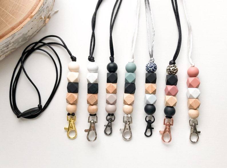 Commonly Use Hot Sale Soft Colorful Waterproof Name Card Tool Silicone Adjustable Neck Lanyards for Children Image 3