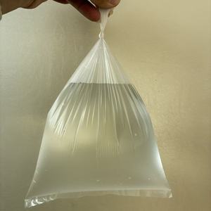 Sacchetti d'Acqua in Plastica PE Usa e Getta Personalizzabili per Dimensione e Colore, Resistenti e Infrangibili per Acqua Minerale e Alimenti - Product Image 3