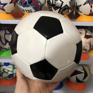 Ballon de football de taille 5 en PVC cousu à la machine, 8 panneaux, nouveau jouet créatif pour supermarchés - Product Image 1