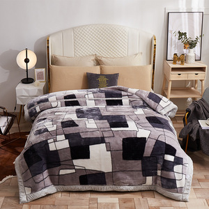 Manta de lana de punto Raschel de poliéster 100% al por mayor con estampado personalizado con diseño geométrico tamaño King para invierno - Product Image 6
