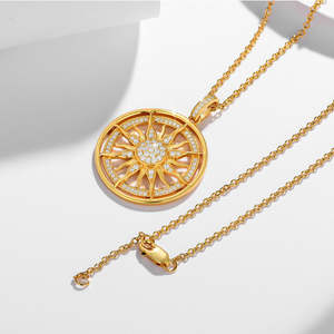 Exquisito Collar de Sol con Ojo de Mujer Chapado en Oro de Moda, Atractivo Colgante de Moissanita para Mujer - Product Image 5