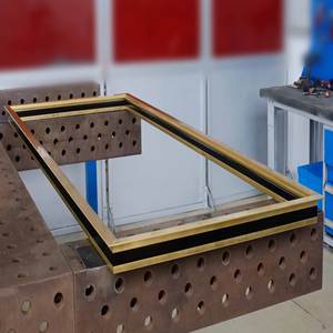 Accueil personnalisé Hôtel Avant Noir Coulissant Cuivre Verre Portes Contemporain En Laiton Accentué Cadre <span class=keywords><strong>Porte</strong></span> En Verre - Product Image 2