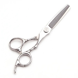Ciseaux de coiffure en acier inoxydable, ciseaux de barbier, poignée ergonomique, outil de toilettage de salon, logo personnalisé disponible - Product Image 5