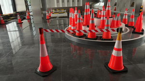 3 Meter giao thông <span class=keywords><strong>Cone</strong></span> toppers có thể thu vào vành đai rào cản - Product Image 2