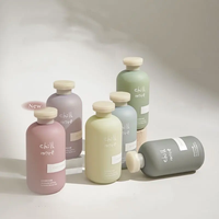 Bouteilles en plastique mat de luxe de 300 ml (10 oz) avec bouchons à clapet pour l'emballage de shampooing/après-shampoing/gel douche/savon liquide