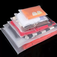 Qualité PE PVC Bio Dégradable T-shirt Sac OEM Imprimé Curseur Zip Emballage Fermeture Éclair Sac En Plastique Pour T-shirt Maillots De Bain Vêtements