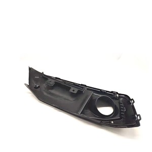 Bisel de Luz Antiniebla Delantera Honda 71185 TBA, Cubierta de Plástico con Fijación de Tornillos para Luces de Coche - Product Image 1