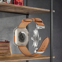 Bracelet de montre en cuir véritable de luxe fermoir papillon compatible avec Apple Watch Series 8 7 6 5 4 3 2 Bracelet de montre en cuir avec breloque de 45mm
