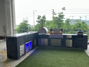 Barbecue à <span class=keywords><strong>gaz</strong></span> encastré moderne personnalisé inspiré <span class=keywords><strong>de</strong></span> la <span class=keywords><strong>pierre</strong></span>, îlot extérieur en acier inoxydable <span class=keywords><strong>de</strong></span> qualité supérieure, 7 brûleurs, cuisine extérieure exquise - Product Image 2