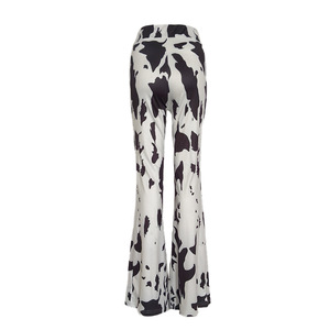 Vente en gros 2025 Collection d'automne Pantalon <span class=keywords><strong>taille</strong></span> haute décontracté évasé imprimé vache pour femmes Pantalon sarouel Motif camouflage <span class=keywords><strong>Taille</strong></span> <span class=keywords><strong>XL</strong></span> - Product Image 4