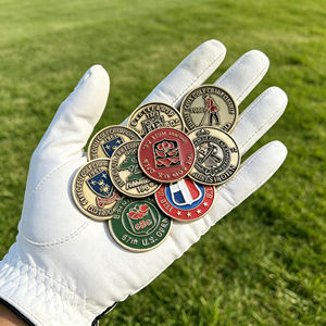 Marcador <span class=keywords><strong>de</strong></span> Pelota <span class=keywords><strong>de</strong></span> Golf Magnético Personalizado <span class=keywords><strong>de</strong></span> Metal Esmaltado con Recubrimiento en Polvo, Grabable, al por Mayor, en Blanco, Negro, y Fijador T para Buceo - Product Image 1