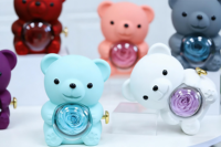 Boîte à bijoux rotative en acrylique en forme d'ours en peluche avec fleur préservée - Cadeau éternel pour la Saint-Valentin pour de multiples occasions