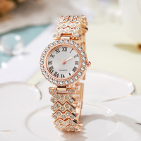 Montre à quartz pour femme, luxe, simple, vintage, style romain, sertie de diamants, avec bracelet en alliage