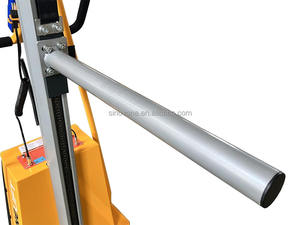 Pengangkat Gulungan Semi Elektrik Pabrik Cina 100-300kg <span class=keywords><strong>150kg</strong></span> 200kg 250kg 1.8m Penumpuk Gulungan Film Setengah Elektrik untuk Industri Kain - Product Image 2