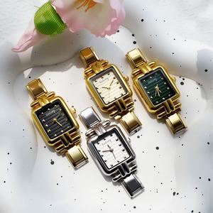 Montre à Quartz Carrée Vintage Européenne et Américaine pour Femme, Bracelet DIY Décontracté Tout-Assorti, en Acier Inoxydable, Vente en Gros, Meilleures Ventes - Product Image 1