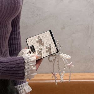 Étui de protection élégant pour téléphone Z Flip 7 6 5 4 3 avec pendentif nœud en strass et motif crocodile en jean, avec support anneau - Product Image 6