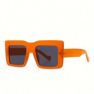 Lunettes de soleil surdimensionnées carrées rétro tendance 2022 avec logo personnalisé, monture large, protection UV400, motif léopard pour femmes - Product Image 2