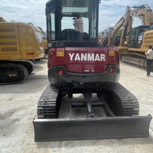 Miniexcavadora YANMAR ViO35-5B Usada de 3.5 Toneladas con Giro Cero y Sistema Hidráulico - Product Image 2
